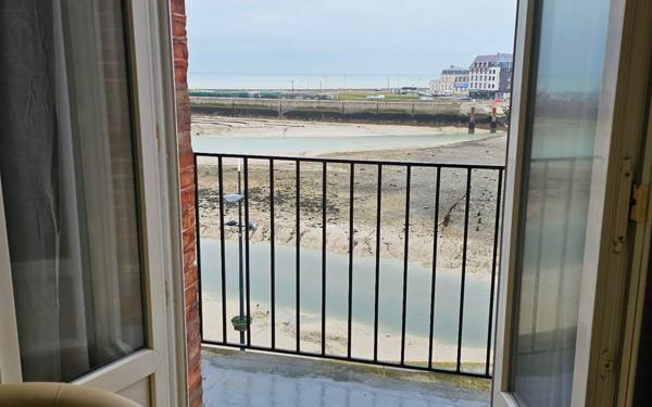 Appartement à vendre    4 pièces • 49 m2 Le Tréport