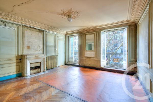 Appartement à vendre  5 pièces - 99,31 m2 PARIS - 75010