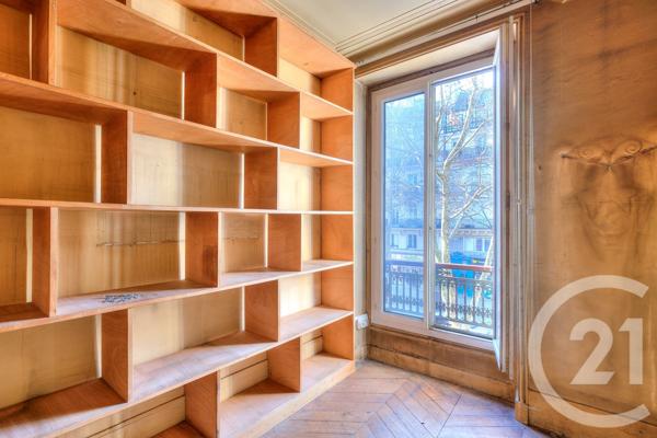 Appartement à vendre  5 pièces - 99,31 m2 PARIS - 75010