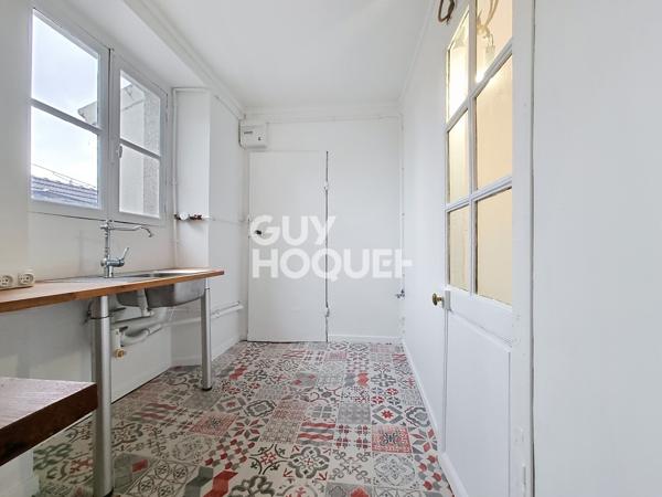 APPARTEMENT À LOUER DE 3 PIÈCES DE 96,00 M²