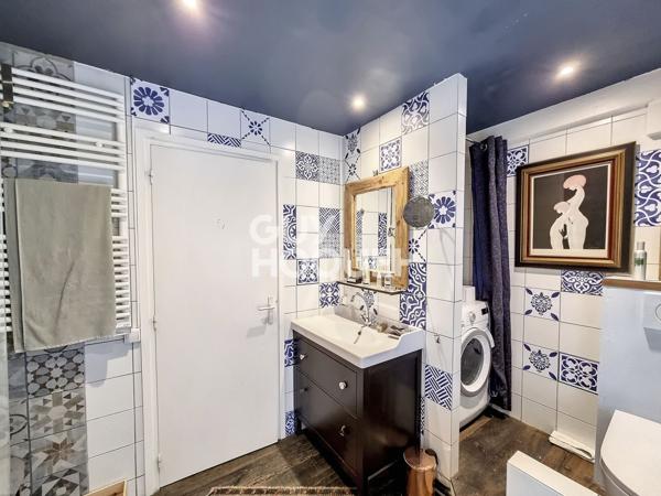 APPARTEMENT À LOUER DE 3 PIÈCES DE 96,00 M²