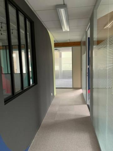 Bureaux à louer à Avignon dans AGROPARC avec parkings et open space inclus