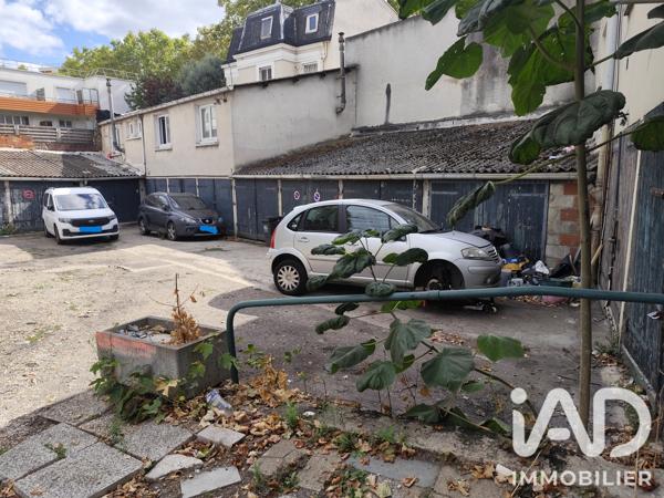 Parking à vendre 412 m² Saint-Denis