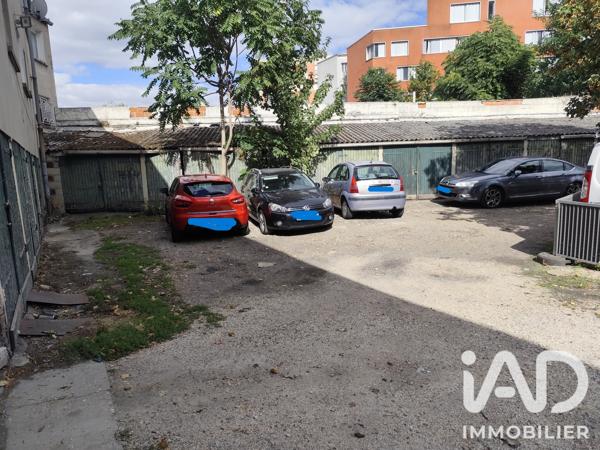 Parking à vendre 412 m² Saint-Denis