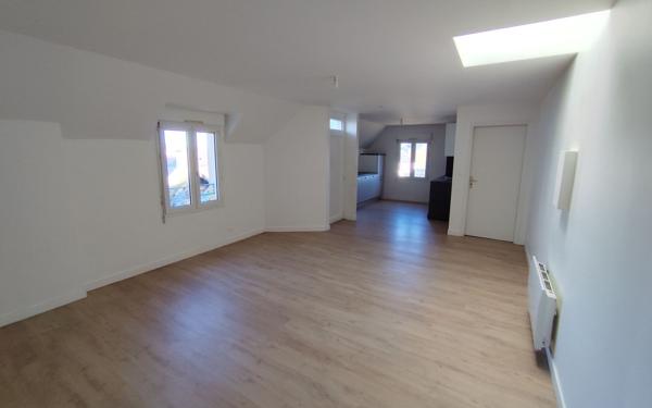 Appartement à louer    4 pièces • 89,37 m2 Sizun