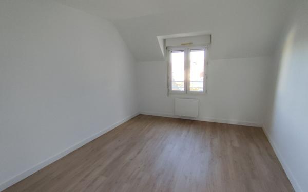 Appartement à louer    4 pièces • 89,37 m2 Sizun