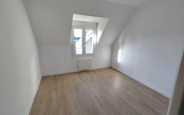 Appartement à louer    4 pièces • 89,37 m2 Sizun