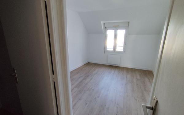 Appartement à louer    4 pièces • 89,37 m2 Sizun