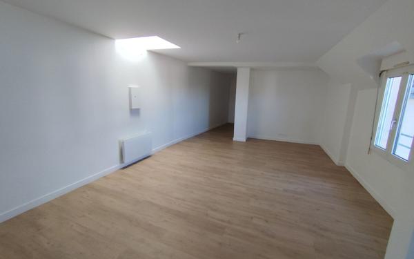 Appartement à louer    4 pièces • 89,37 m2 Sizun