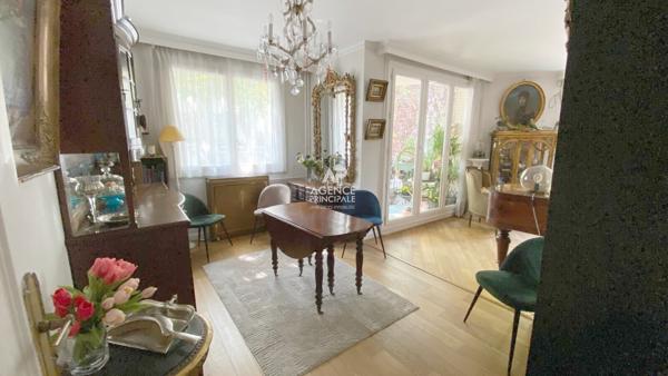 VIROFLAY - limite Chaville - Agréable 5 pièces avec balcon 490 000 € **  - Référence  728-C