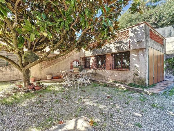 La Roquette sur Siagne - Maison à rénover -