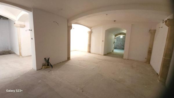 Ensembles de Caves  Voutée