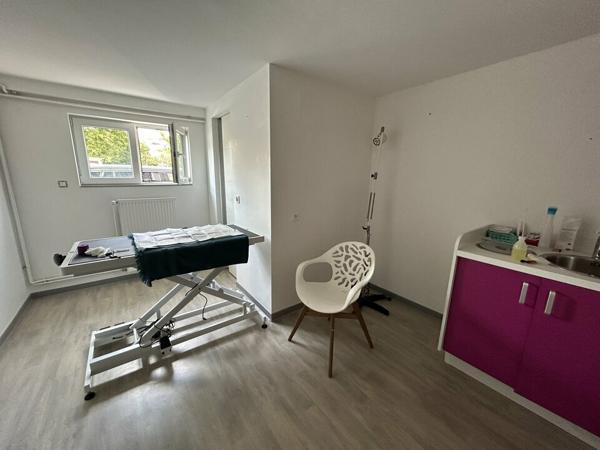 BUREAUX à LOUER de 448.35 m²