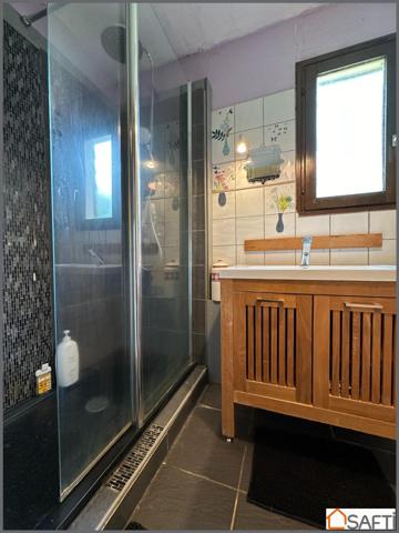 Maison avec 6 chambres !