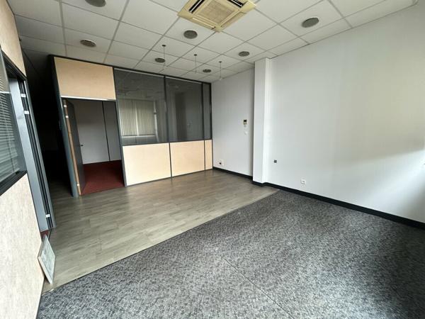 Châtenoy le Royal Zone Verte - Proximité échangeur Nord - Bureaux 412 m² à louer