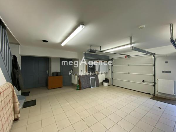Maison à VIRE NORMANDIE, 14500 - 6 pièces 158m²