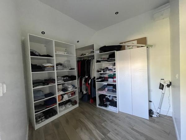 MAISON 3 CHAMBRES - TERRAIN - DEPENDANCES