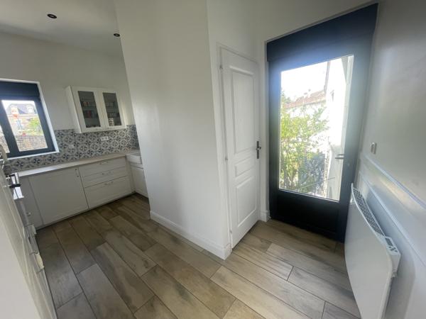 MAISON 3 CHAMBRES - TERRAIN - DEPENDANCES