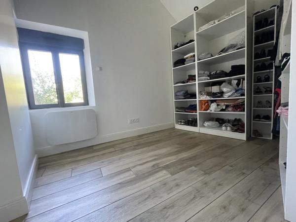 MAISON 3 CHAMBRES - TERRAIN - DEPENDANCES