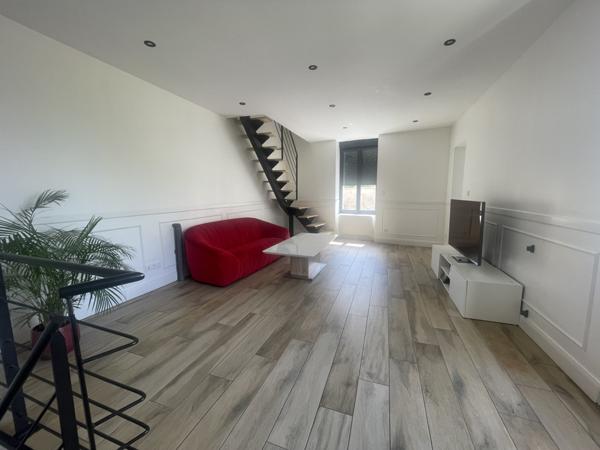 MAISON 3 CHAMBRES - TERRAIN - DEPENDANCES