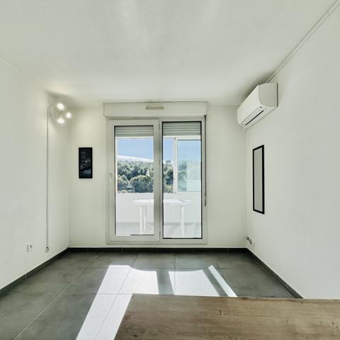 Sanary-sur-Mer (83110) Studio 1 pièce 24m2 Sanary-sur-Mer