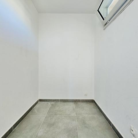 Sanary-sur-Mer (83110) Studio 1 pièce 24m2 Sanary-sur-Mer