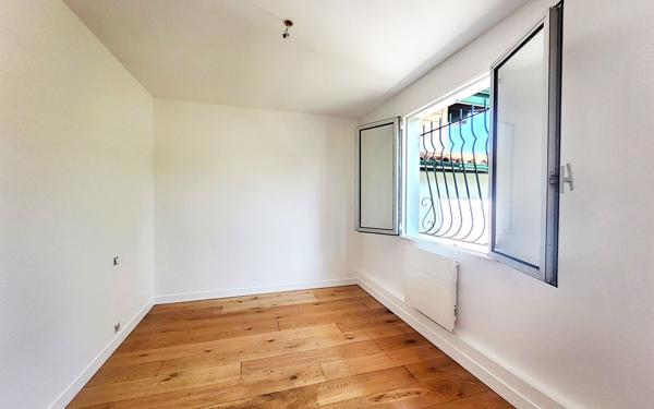 Maison à vendre    6 pièces • 240 m2 Bidart