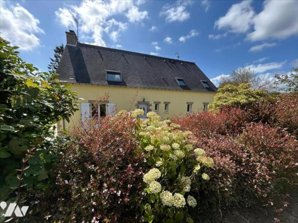 Coup de cœur  assuré pour cette maison de caractère en parfait état!