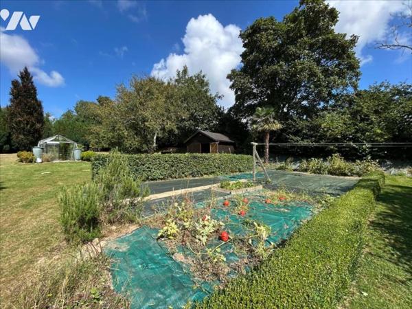 Coup de cœur  assuré pour cette maison de caractère en parfait état!