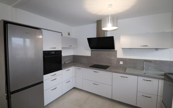 Appartement à louer    3 pièces •  Pont-de-Chéruy