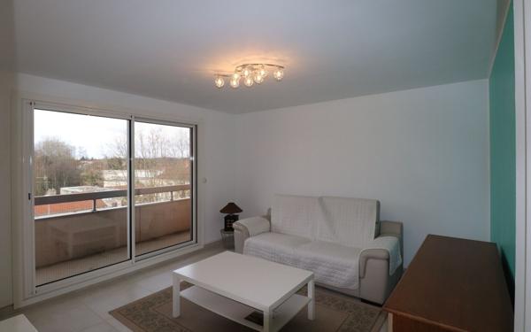 Appartement à louer    3 pièces •  Pont-de-Chéruy