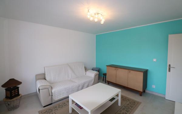 Appartement à louer    3 pièces •  Pont-de-Chéruy