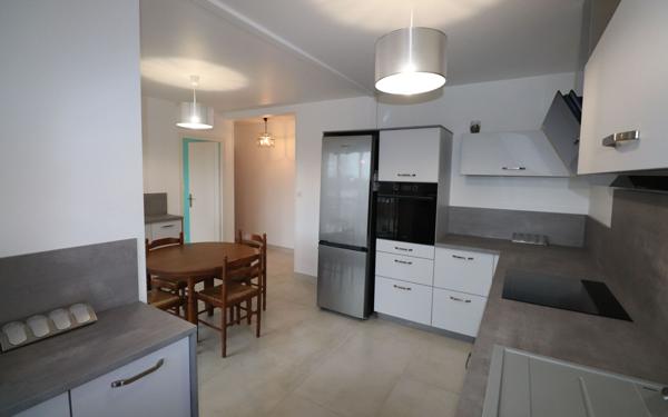 Appartement à louer    3 pièces •  Pont-de-Chéruy