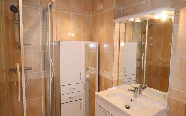 Appartement à louer    3 pièces •  Pont-de-Chéruy