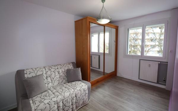 Appartement à louer    3 pièces •  Pont-de-Chéruy