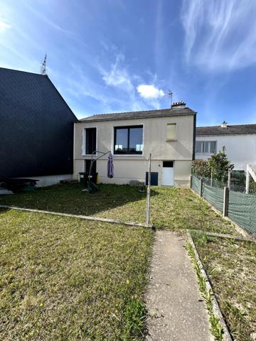 Maison des années 1970 à rénover.