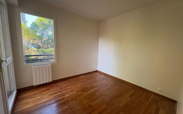 Appartement à louer    3 pièces • 76,40 m2 Gif-sur-Yvette