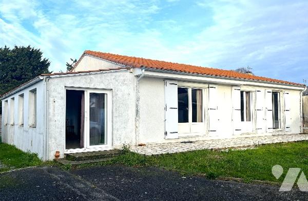 Deux maisons à vendre, sur une parcelle de 850m², situées dans le centre de LA PLAINE SUR MER.