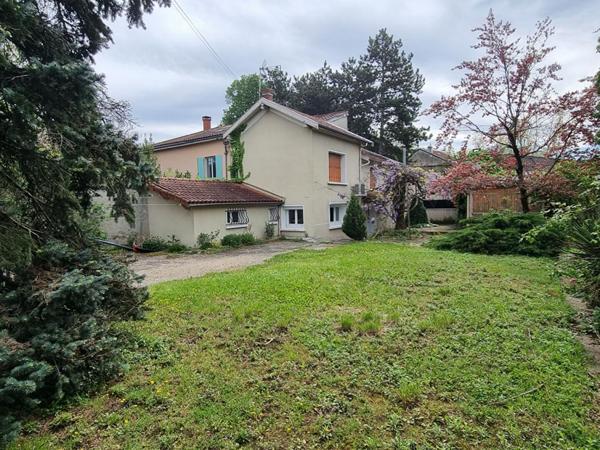 Maison 4 pièces 98 m2 jardin grand garage