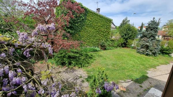 Maison 4 pièces 98 m2 jardin grand garage