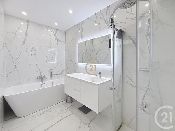 Appartement à vendre  4 pièces - 137 m2 VILLENEUVE LOUBET - 06