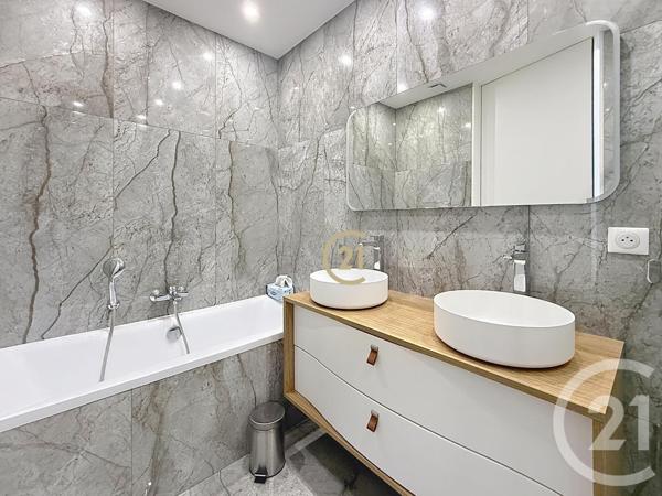 Appartement à vendre  4 pièces - 137 m2 VILLENEUVE LOUBET - 06