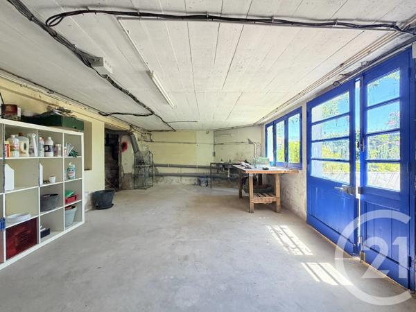 Immeuble à vendre  724,26 m 2   LONGEVILLE SUR MER  - 85