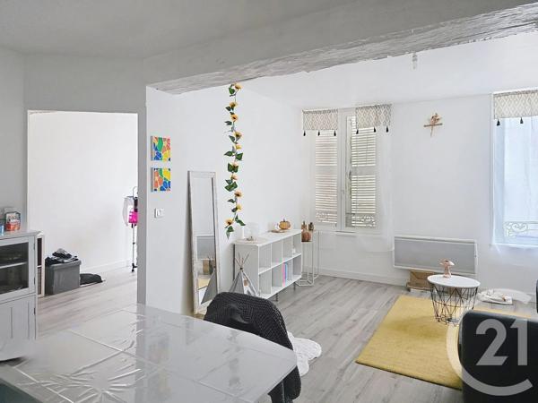 Immeuble à vendre  724,26 m 2   LONGEVILLE SUR MER  - 85