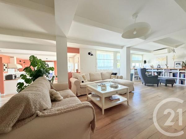 Immeuble à vendre  724,26 m 2   LONGEVILLE SUR MER  - 85