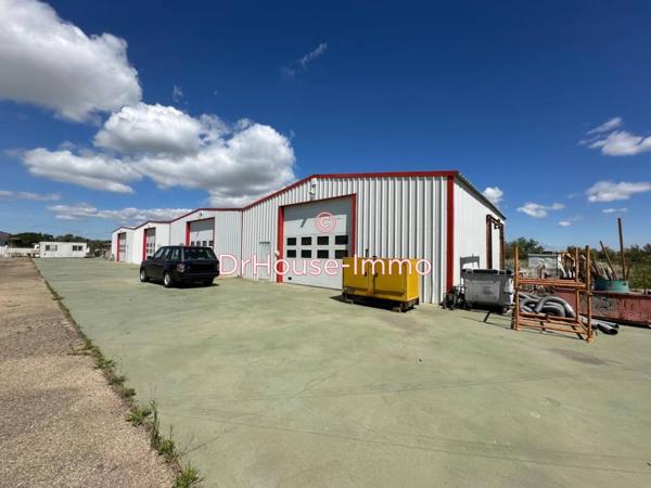 Bien immobilier à vendre de 900 m²