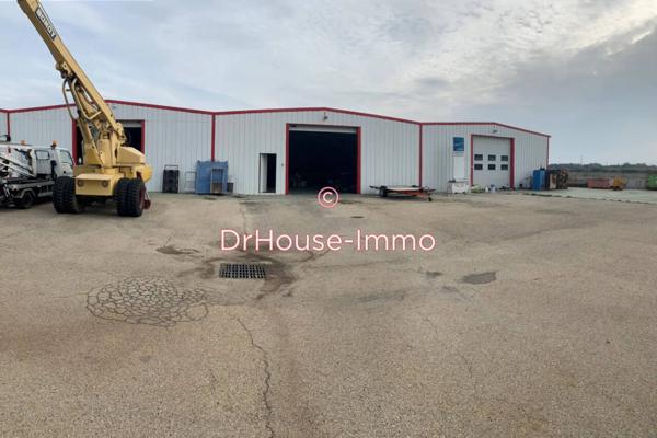 Bien immobilier à vendre de 900 m²