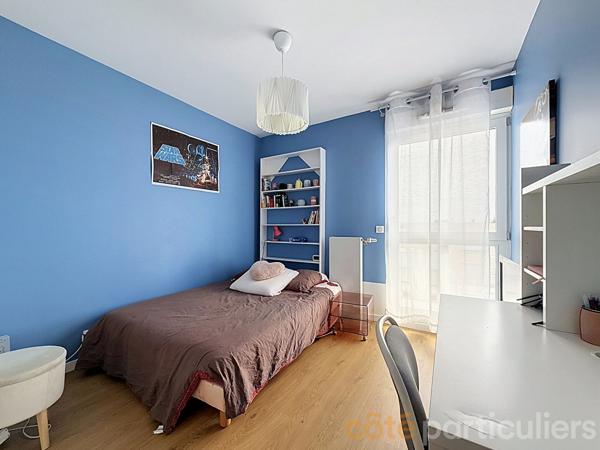 Vente
                Appartement130,9 m² - 5 Pièces -
                    MEUDON (92360)