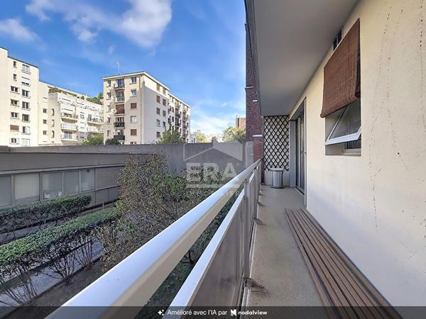 Michel Bizot 2 pièces 43m2 avec balcon de 8m2