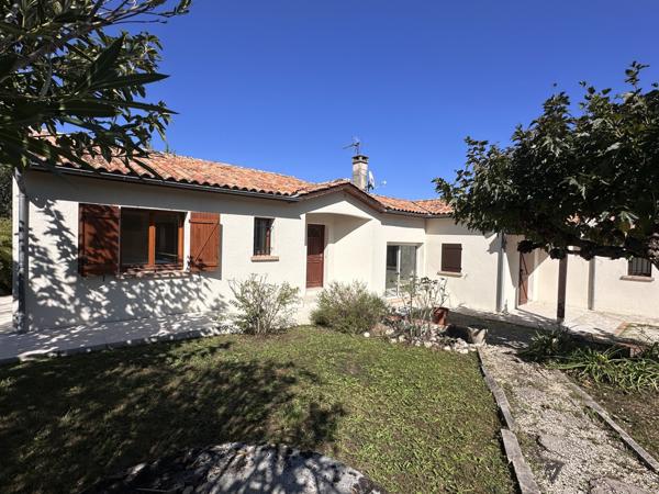 Pujols (47300) Pujols, Villa lumineuse avec piscine et 4 chambres